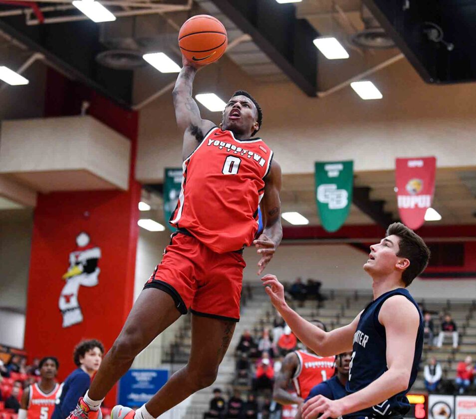 Strutting their stuff Youngstown State mauls Westminster in 11765 win